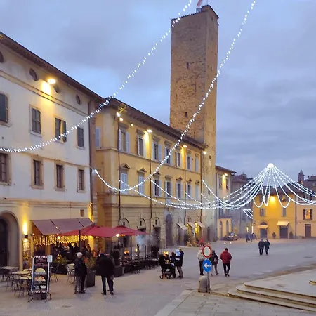 La Casa Nella Piazzetta Apartman